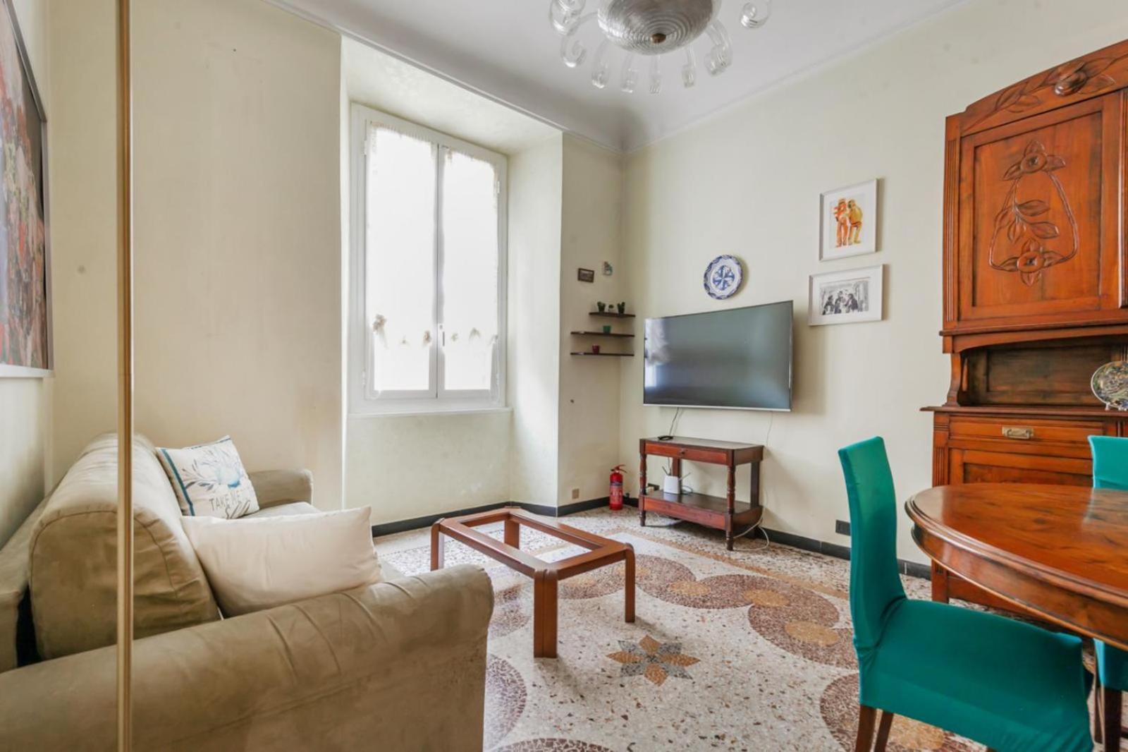 Ferienwohnung "Ca Niella" Art And Fun 9 Minutes From The Sea Savona Exterior foto
